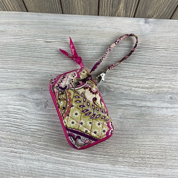 Vera Bradley Retired Very Berry Paisley Wristlet ID Wallet - Picture 2 of 16